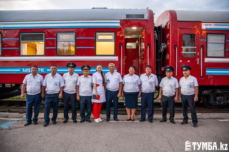 Мен әйелімнің мастурбация жасап жатқанын көрдім.